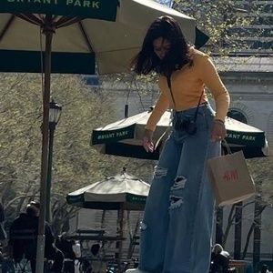 Meet your Posher, Marcela